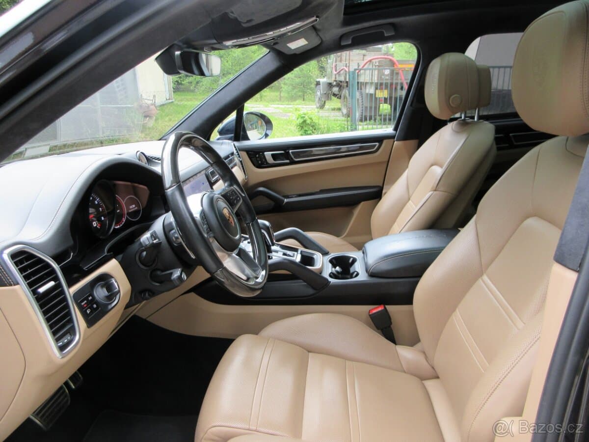 2019 Porsche CAYENNE - 5