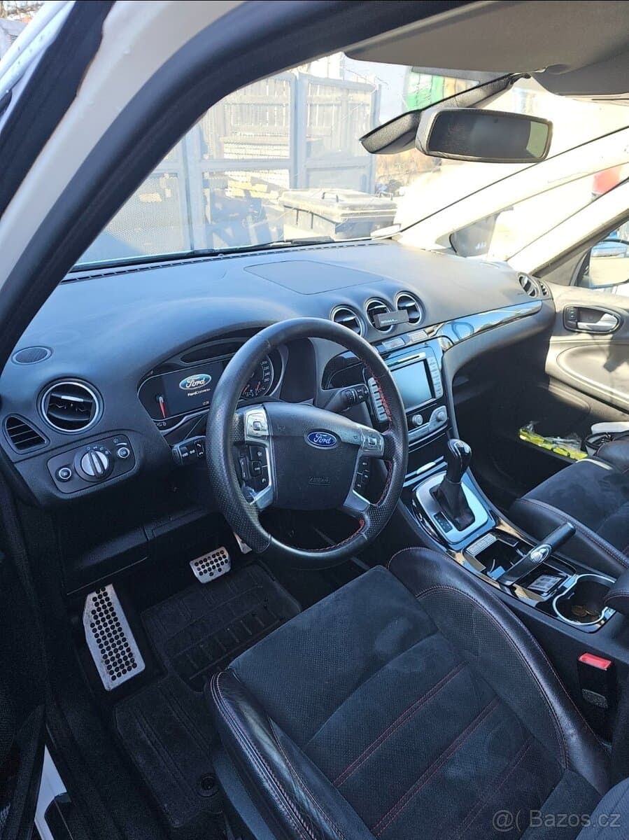 2010 Ford S-MAX - 5