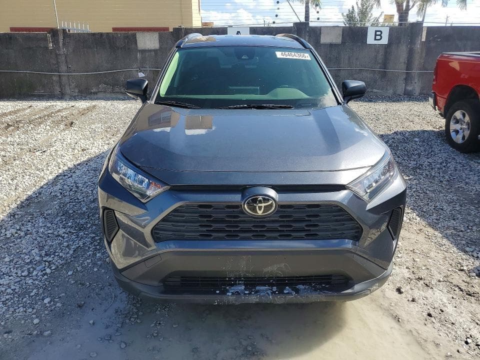 2021 Toyota RAV4 - 5