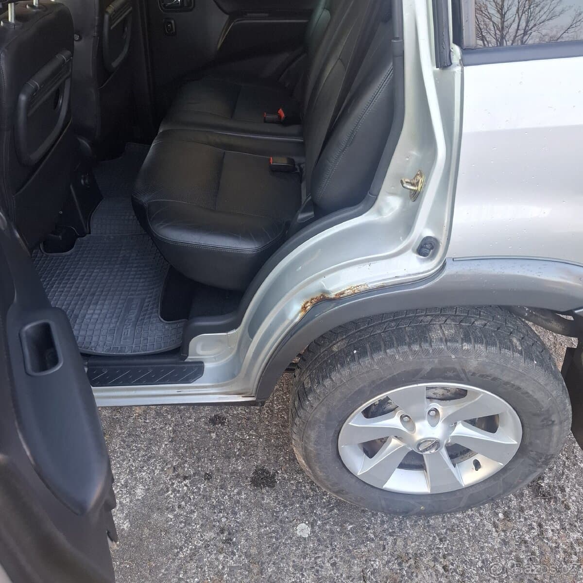 2004 Nissan TERRANO - 5