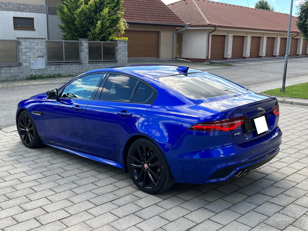 2019 Jaguar XE - 5
