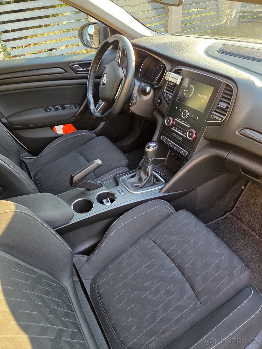 2019 Renault MEGANE - 5