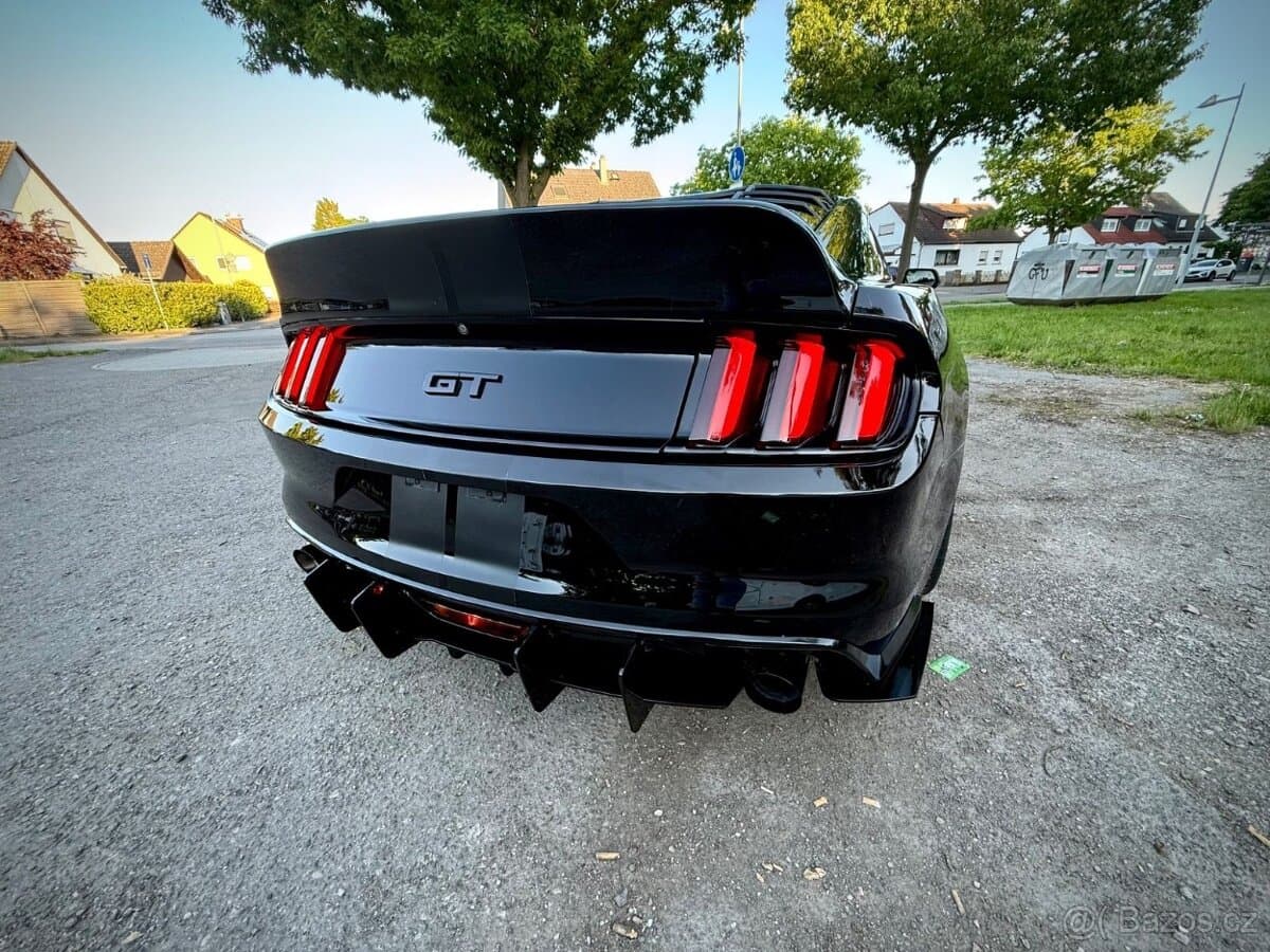 2015 Ford MUSTANG - 5