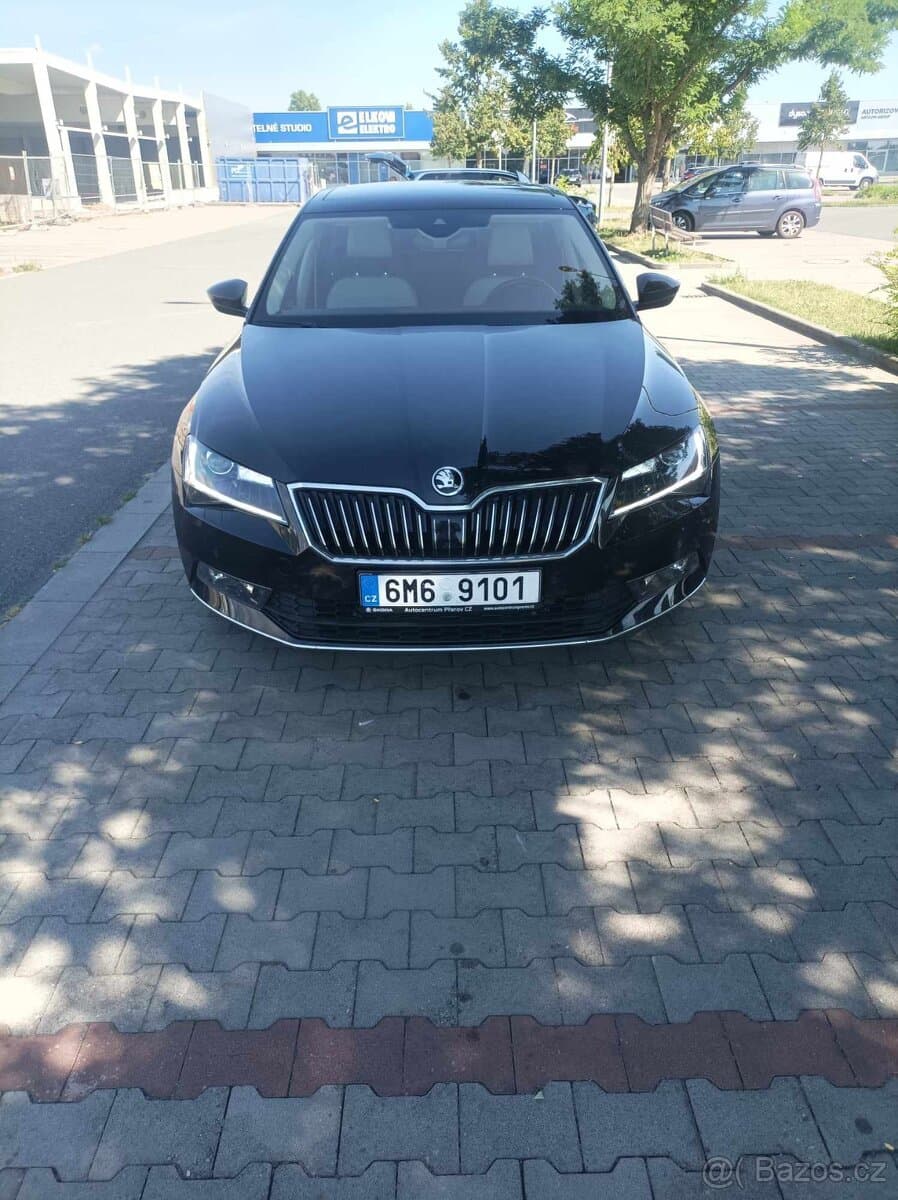 2019 Škoda SUPERB - 5