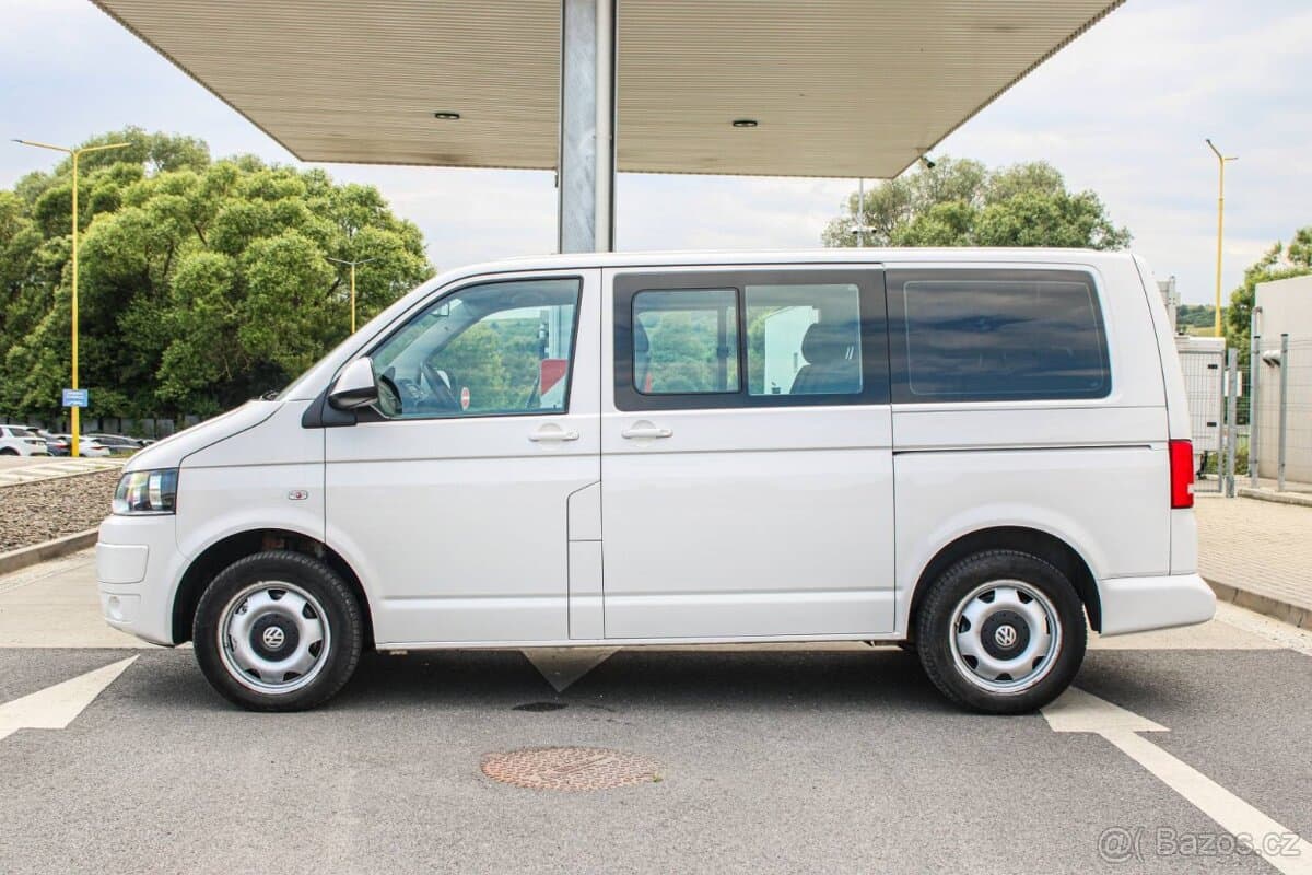 2012 Volkswagen CARAVELLE - 5
