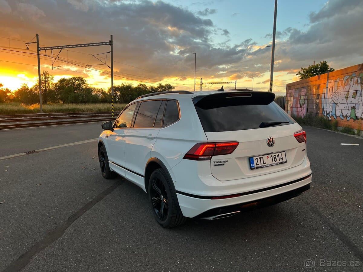 2021 Volkswagen TIGUAN - 5