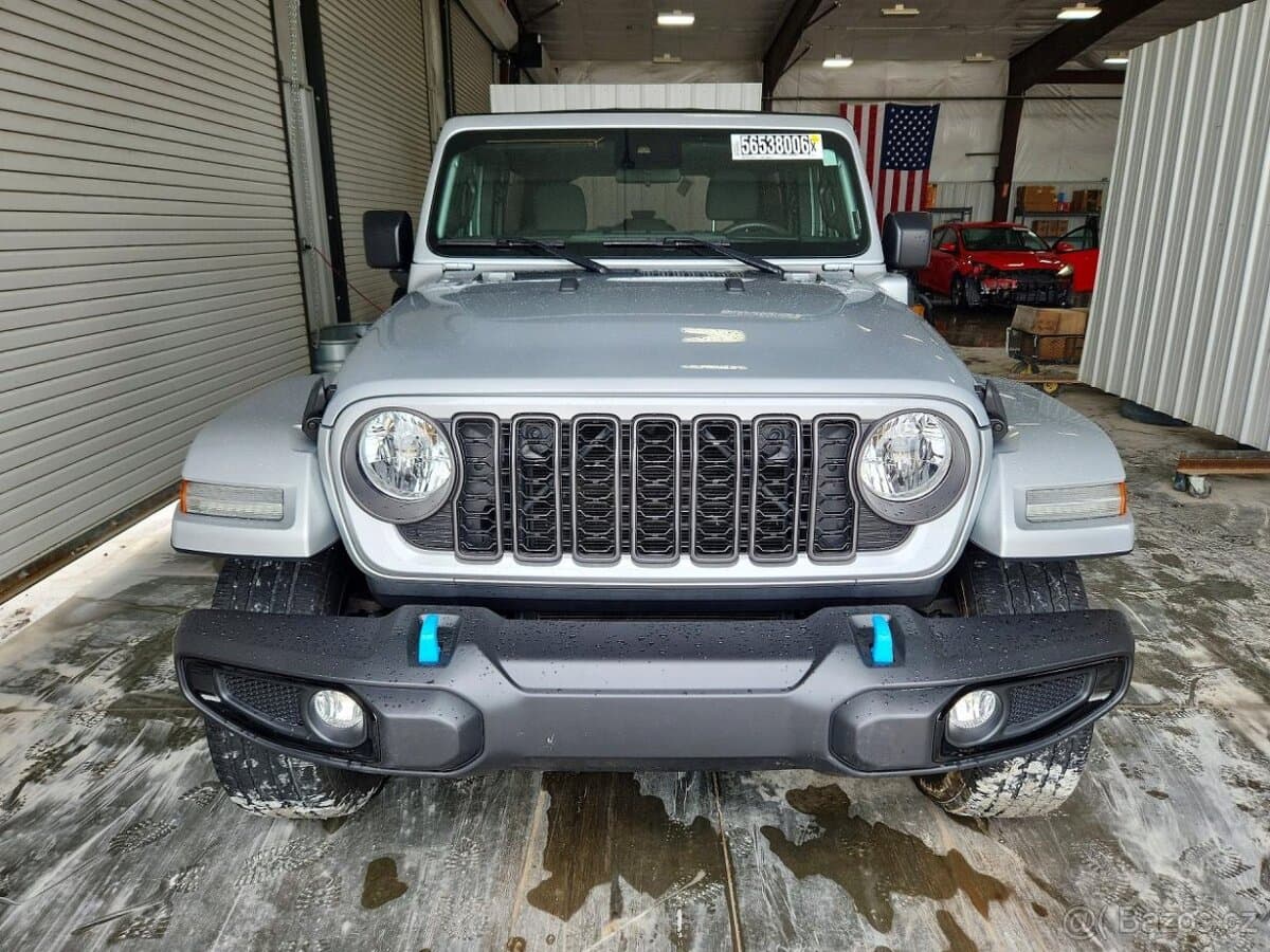 2024 Jeep WRANGLER - 5
