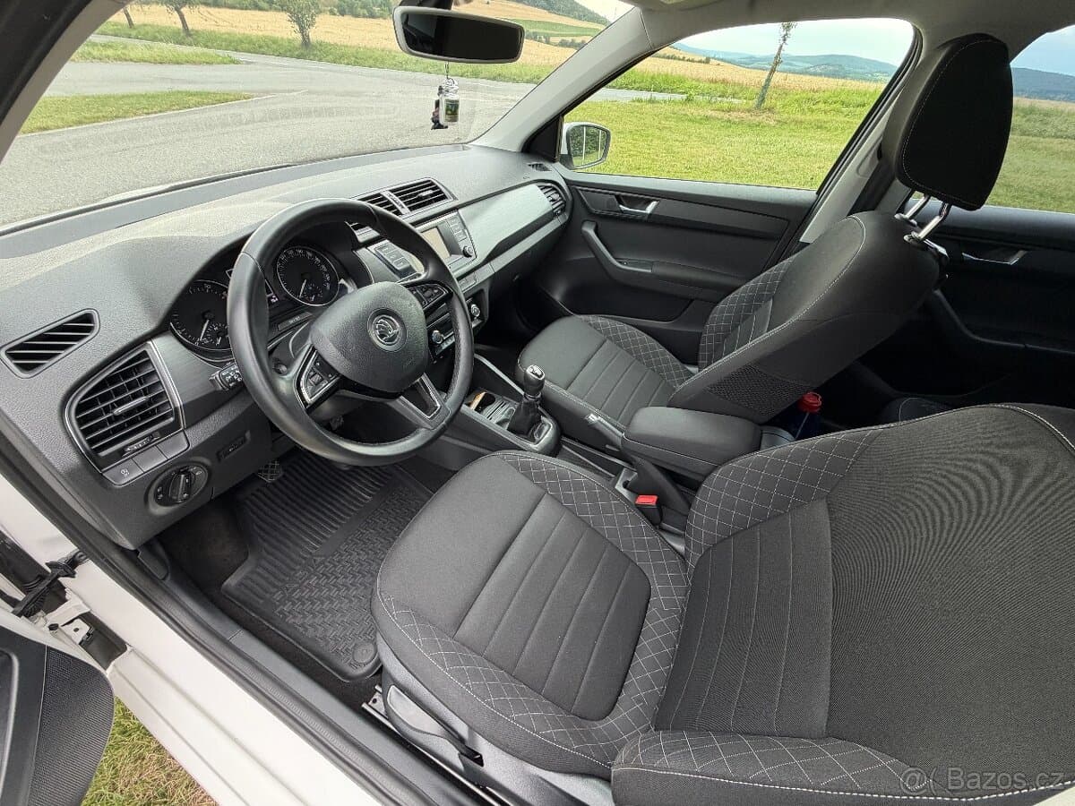 2015 Škoda FABIA - 5