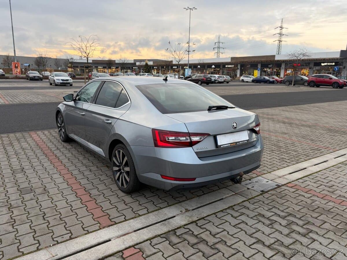 2015 Škoda SUPERB - 5