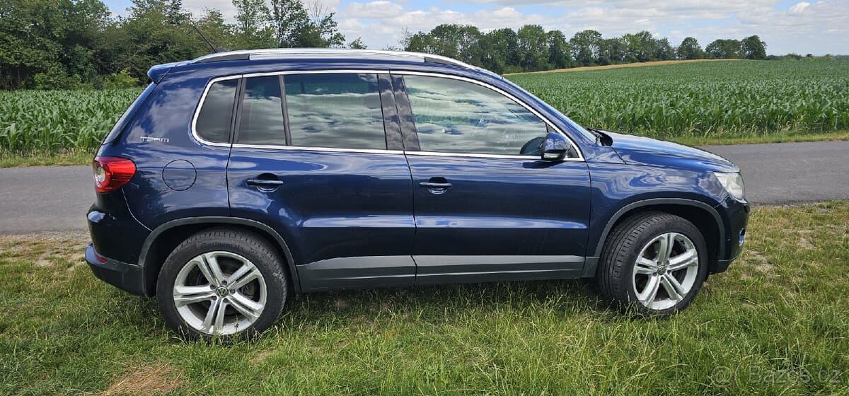 2011 Volkswagen TIGUAN - 5