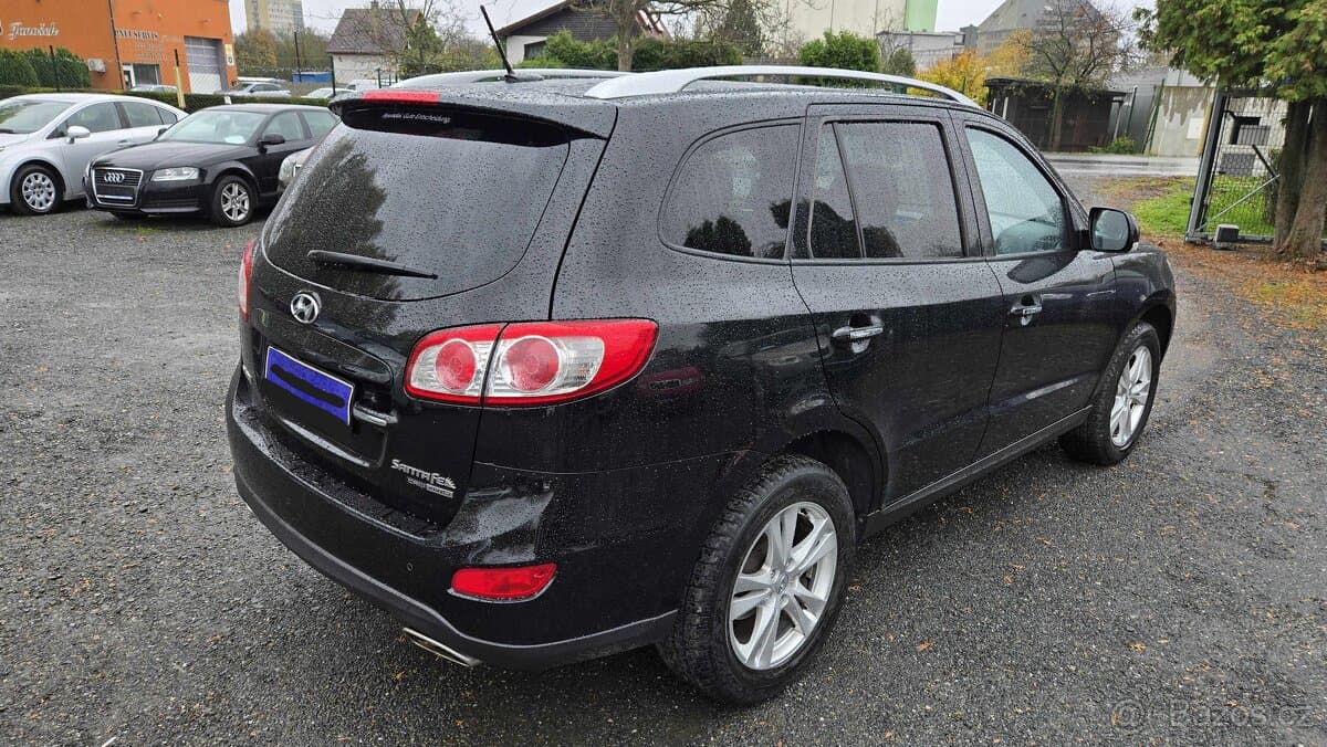 2011 Hyundai SANTA FE - 5