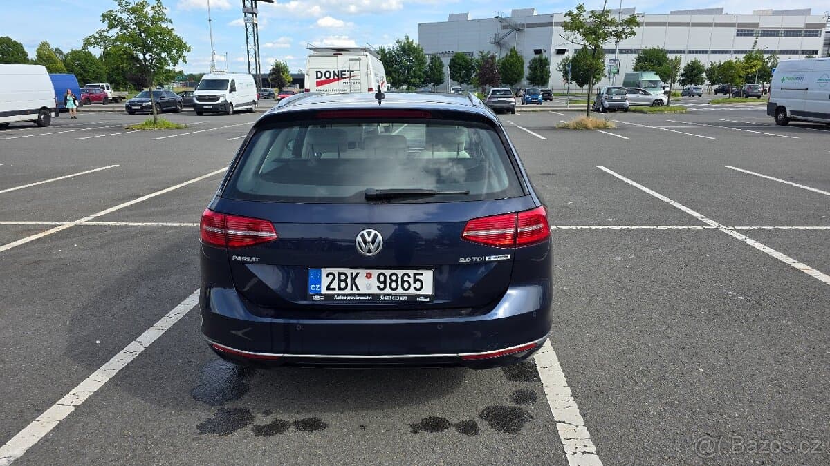 2016 Volkswagen PASSAT - 5