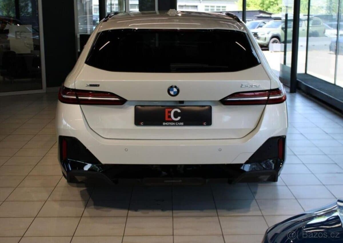 2024 BMW 5-SERIES - 5
