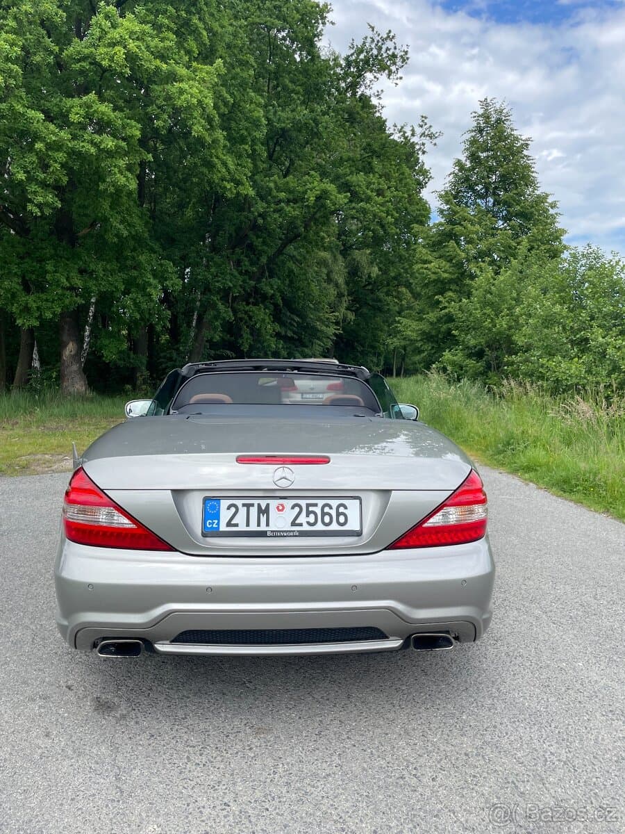 2006 Mercedes-Benz SL - 5