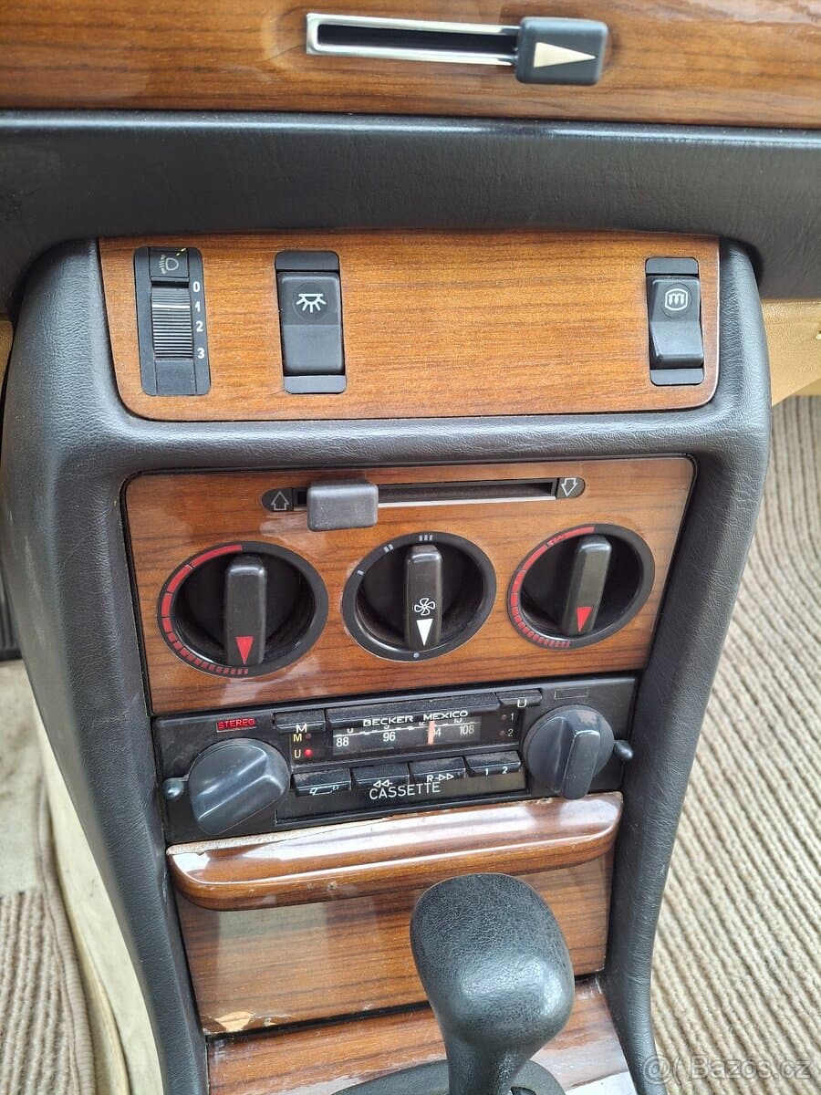 1979 Mercedes-Benz 190 - 5