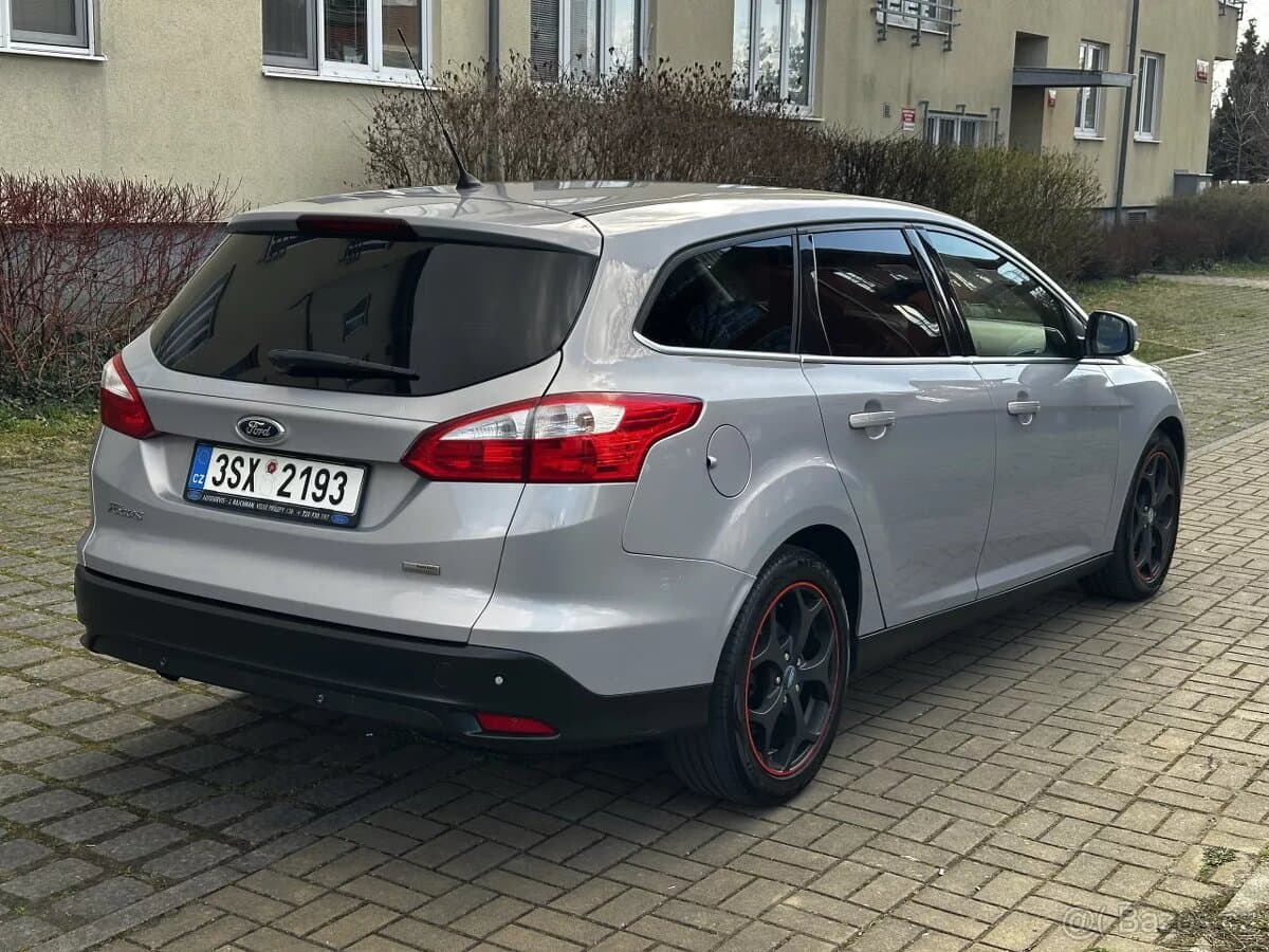 2012 Ford FOCUS - 5