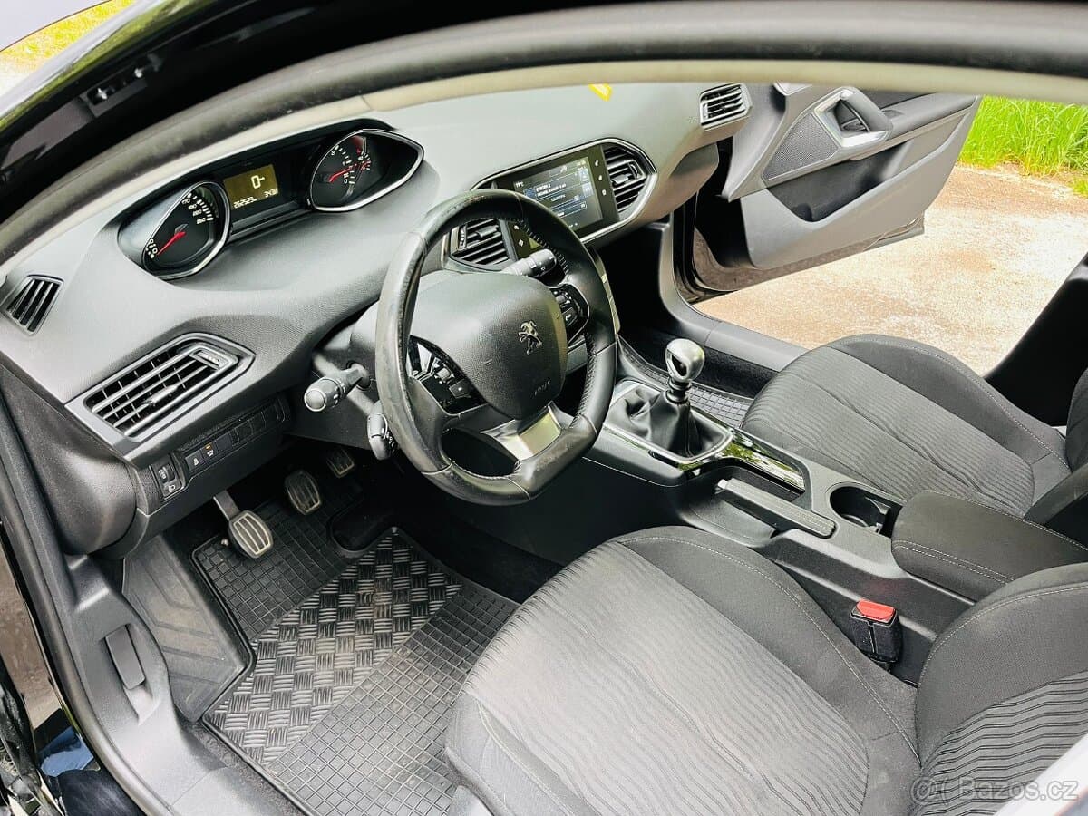 2014 Peugeot 308 - 5