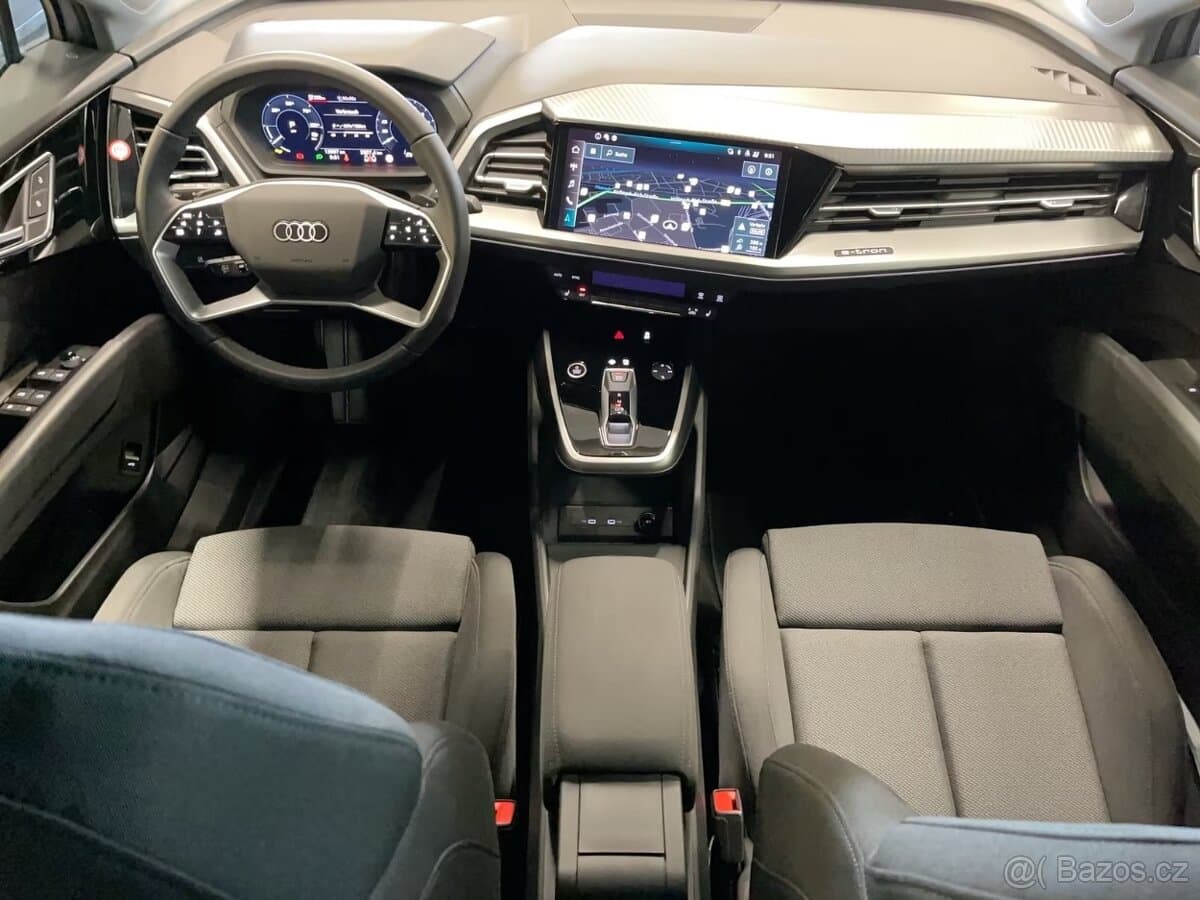Audi Q4 - 5