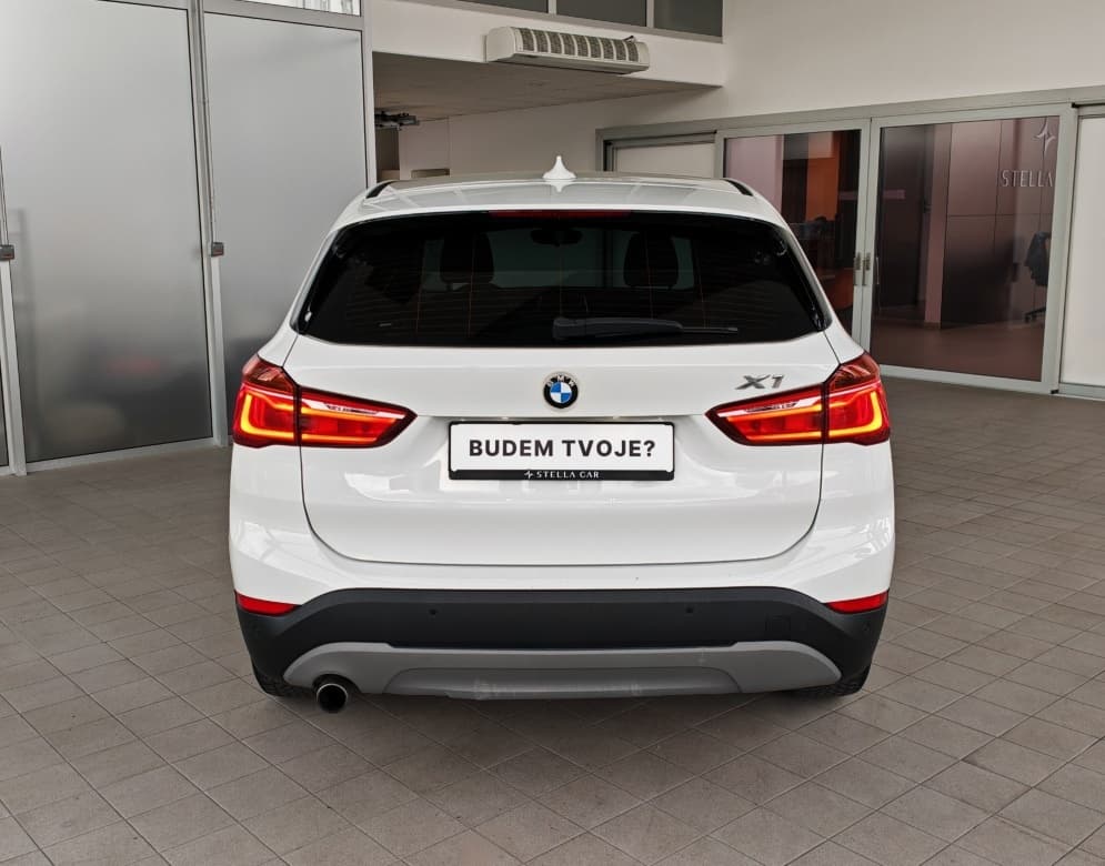 2016 BMW X1 - 5