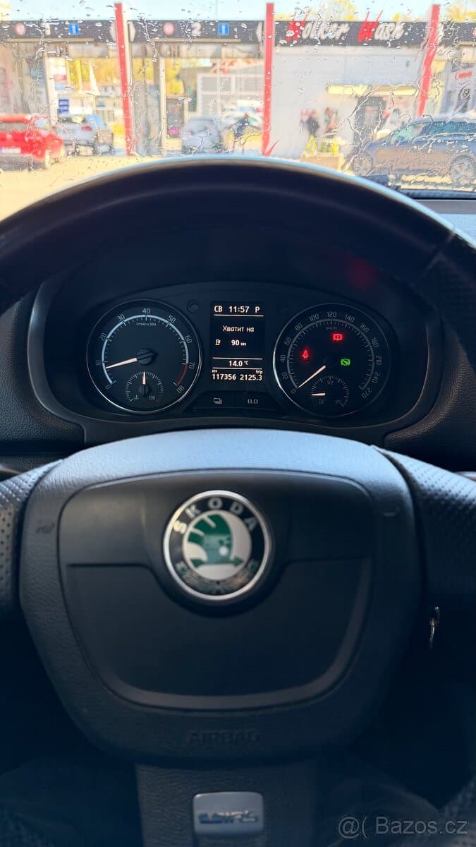 2010 Škoda FABIA - 5