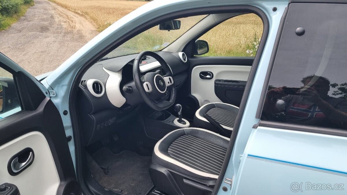 Renault TWINGO - 5