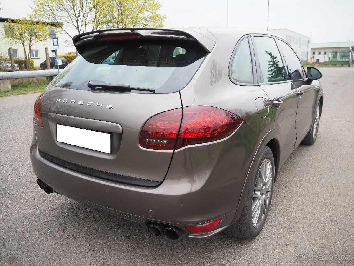 2013 Porsche CAYENNE - 5