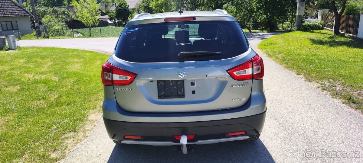 2019 Suzuki S-CROSS - 5