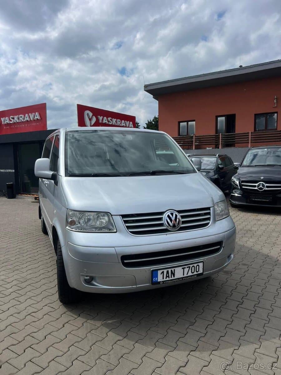 2010 Volkswagen MULTIVAN - 5