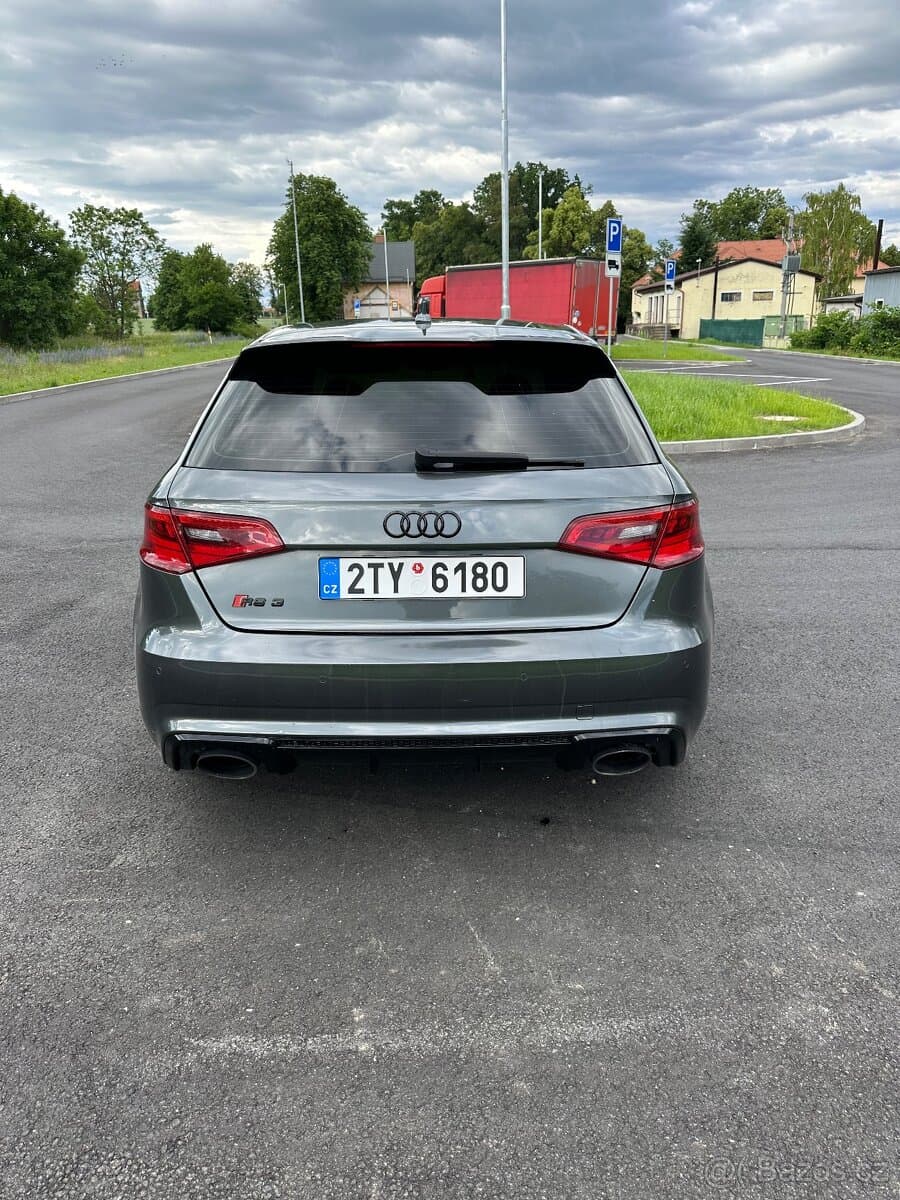 2015 Audi RS3 - 5
