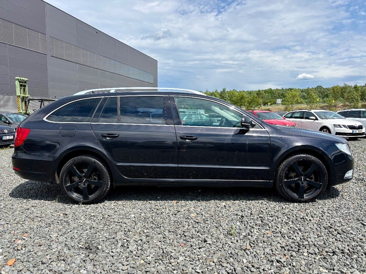 2010 Škoda SUPERB - 5