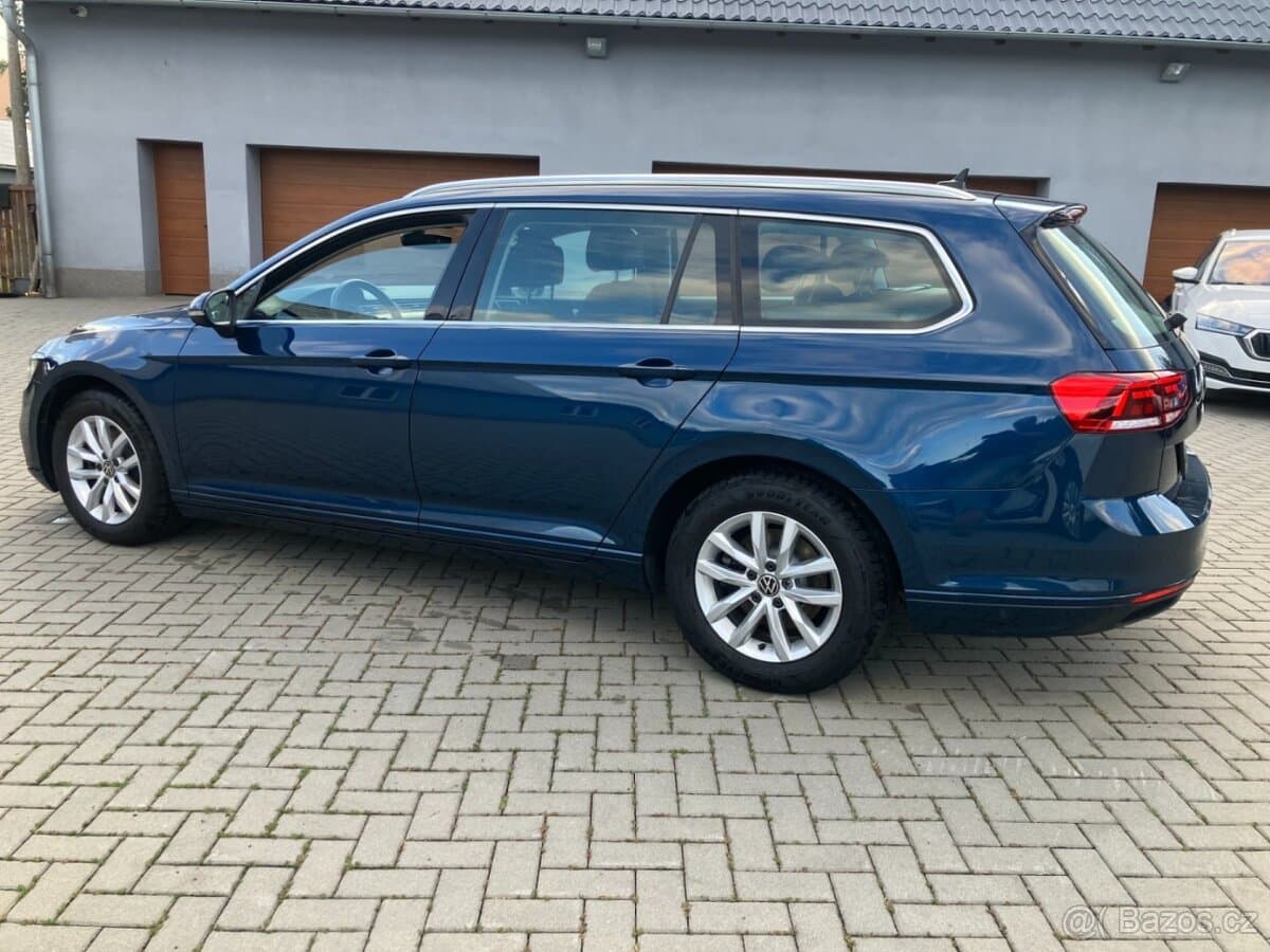 2023 Volkswagen PASSAT - 5