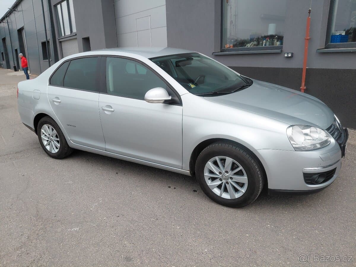 2010 Volkswagen JETTA - 5
