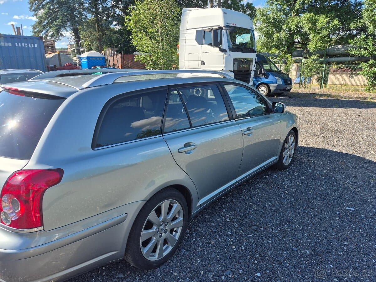 2007 Toyota AVENSIS - 5