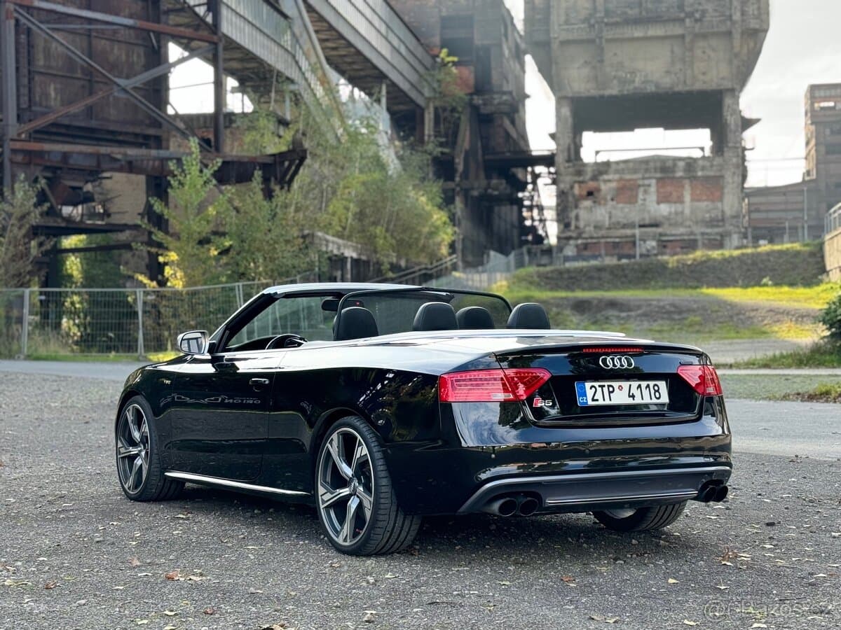 2011 Audi S5 - 5