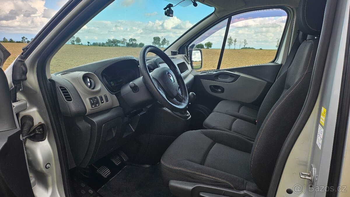 2015 Renault TRAFIC - 5