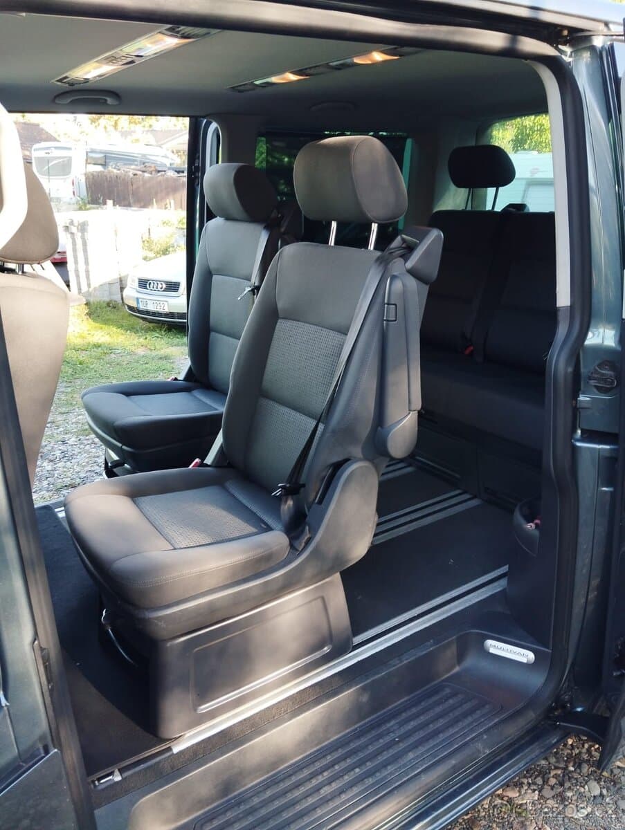 Volkswagen MULTIVAN - 5