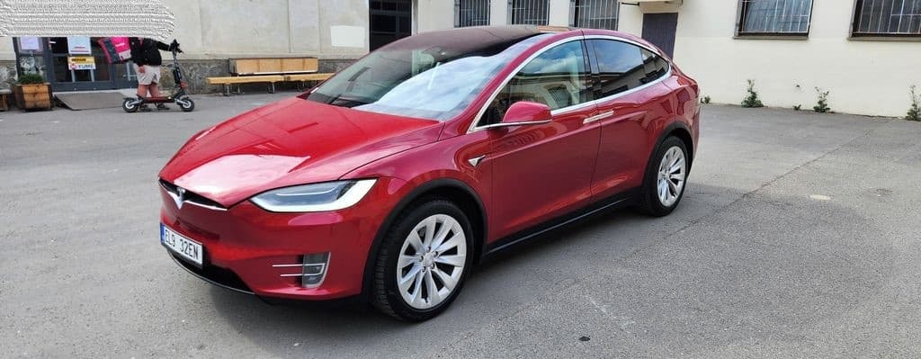 2018 Tesla MODEL X - 5