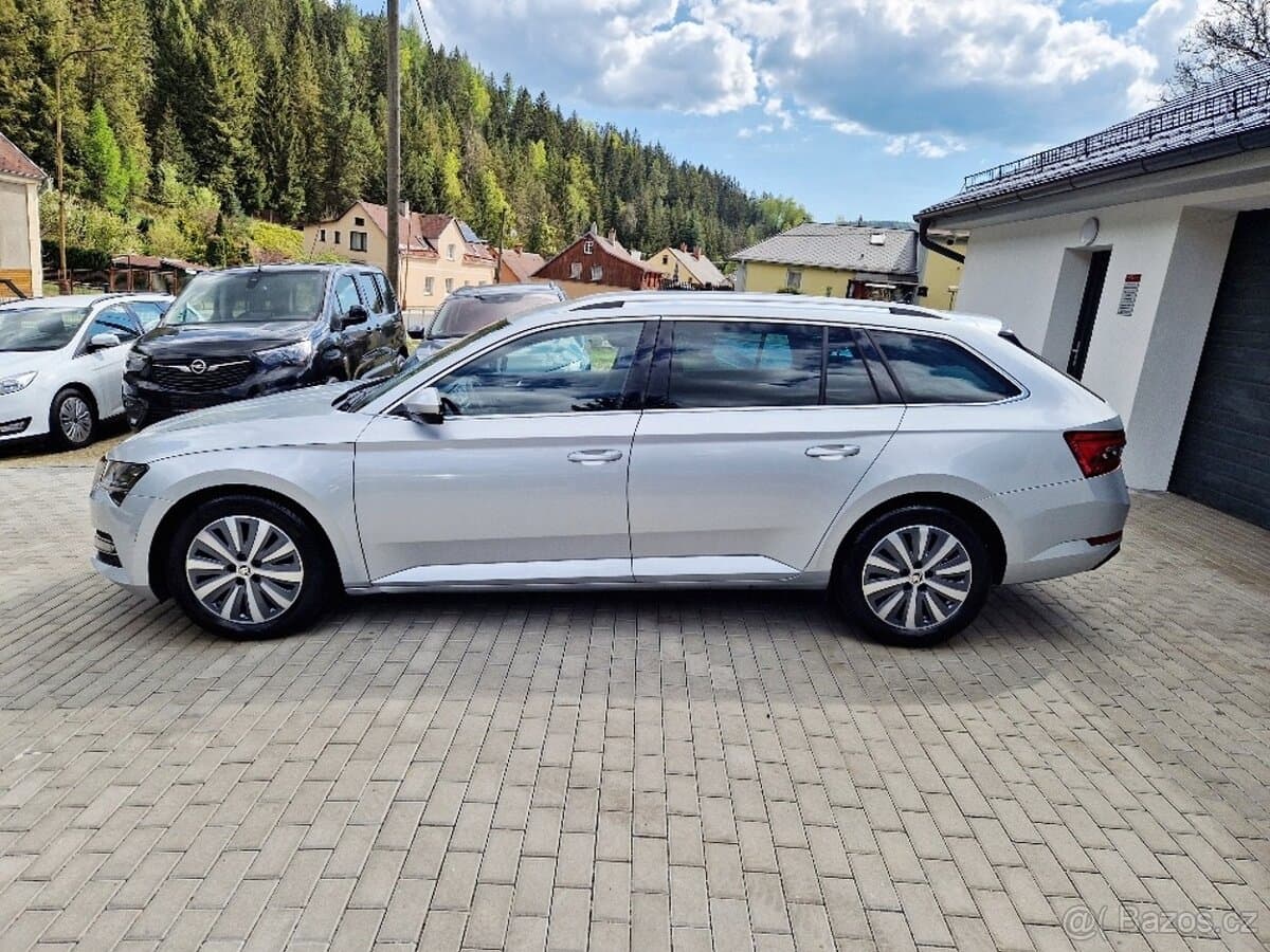 2021 Škoda SUPERB - 5