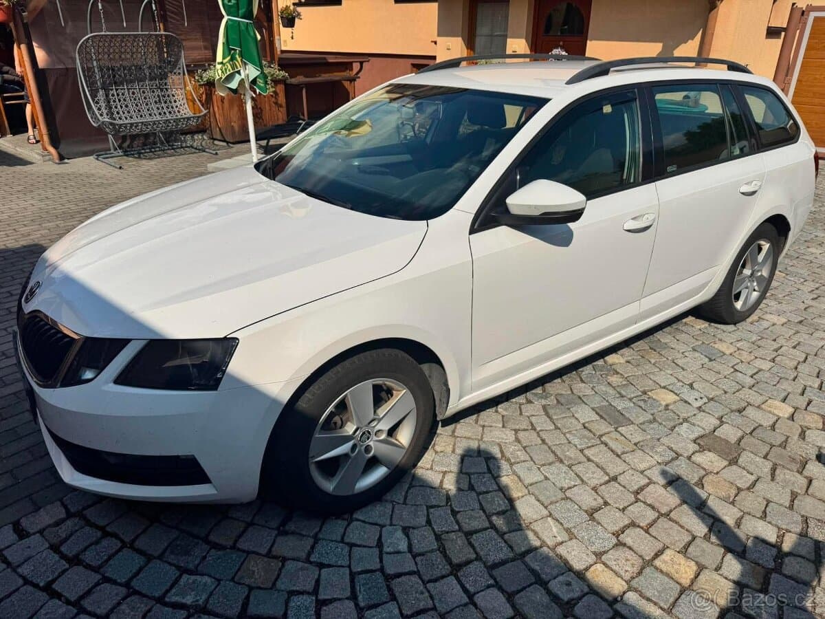Škoda OCTAVIA - 5
