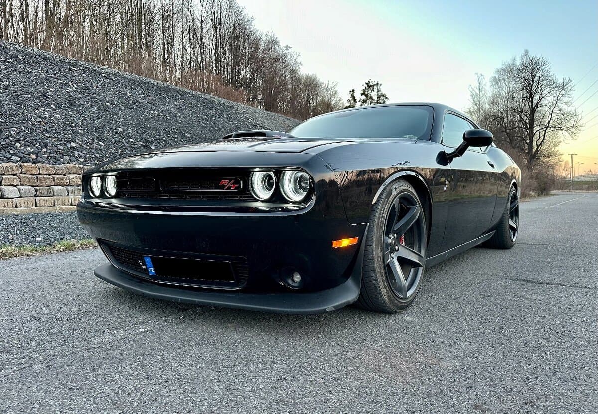 2015 Dodge CHALLENGER - 5