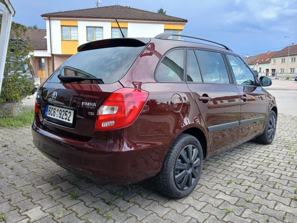 2013 Škoda FABIA - 5