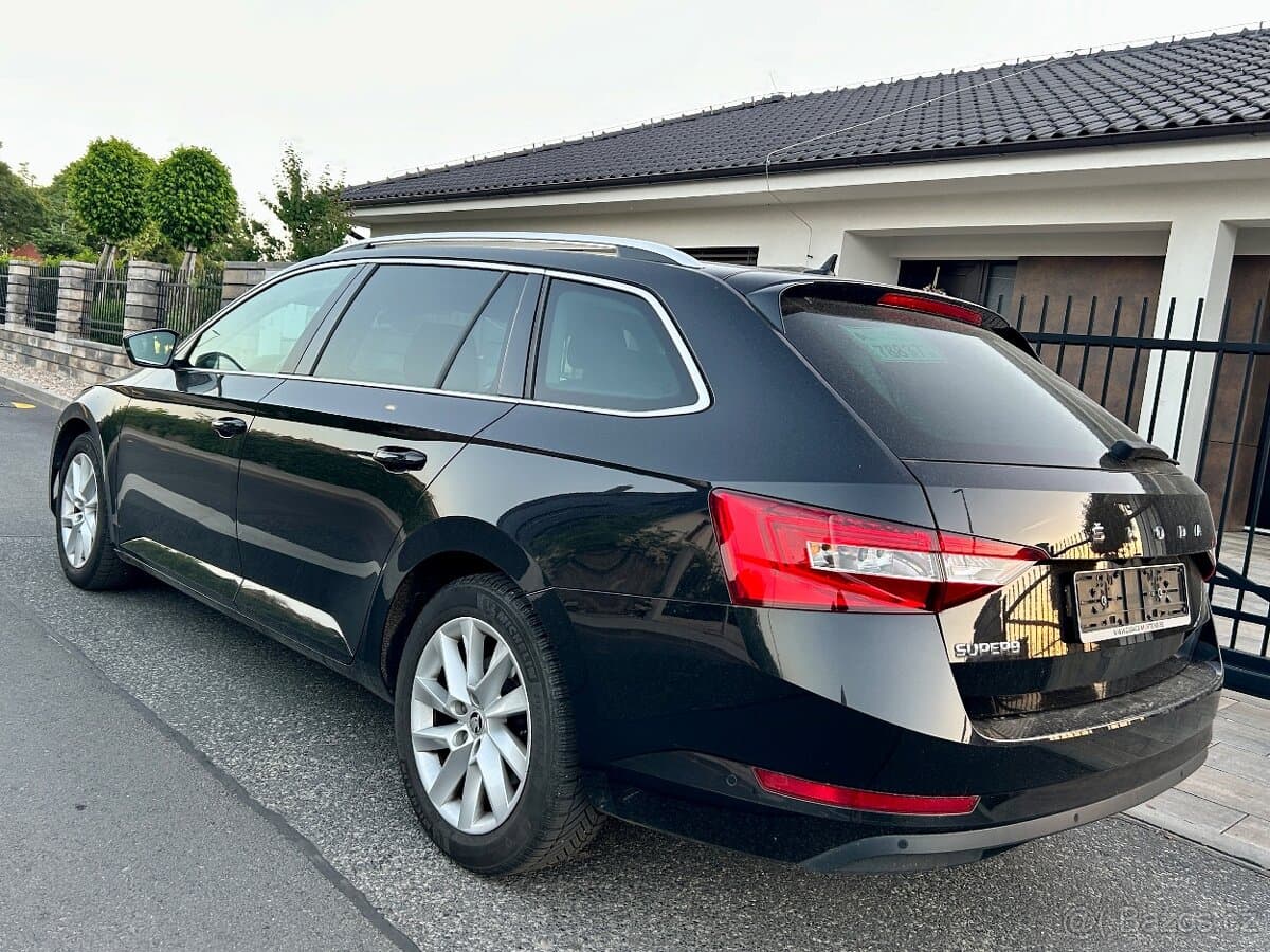 2020 Škoda SUPERB - 5