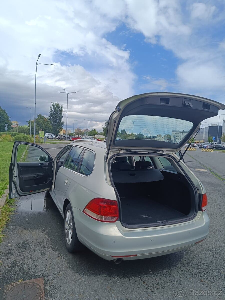 2011 Volkswagen GOLF - 5