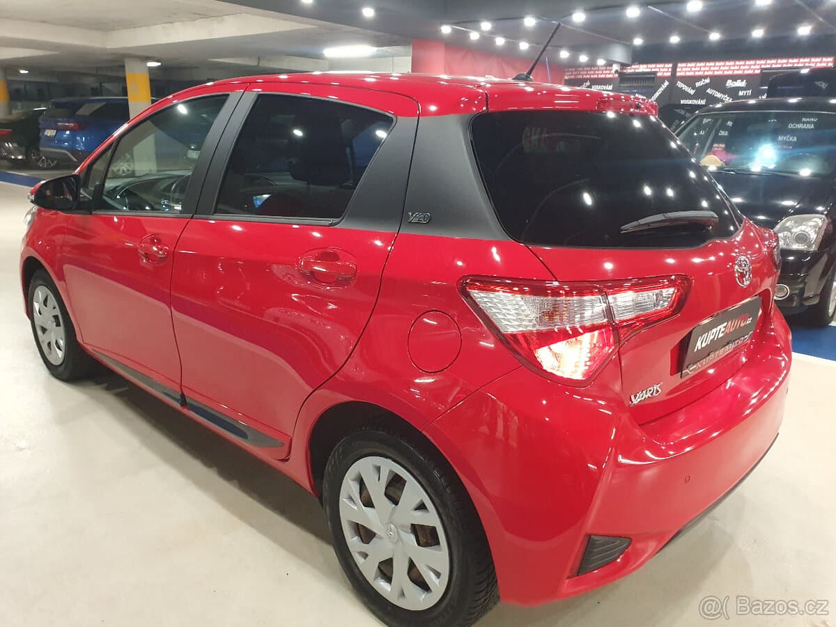 2020 Toyota YARIS - 5