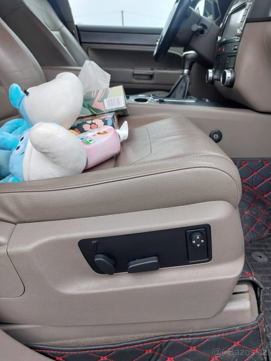 Volkswagen TOUAREG - 5