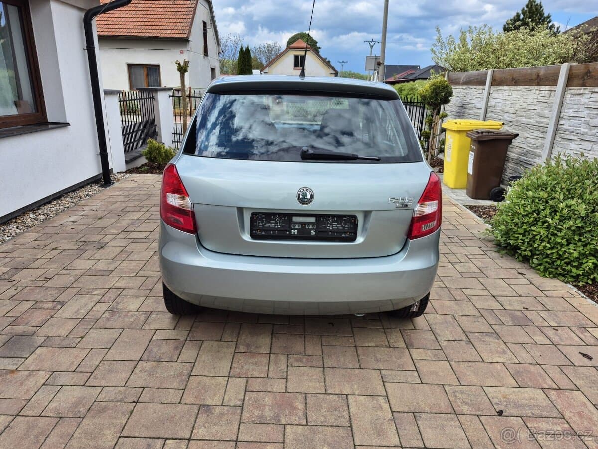 2010 Škoda FABIA - 5