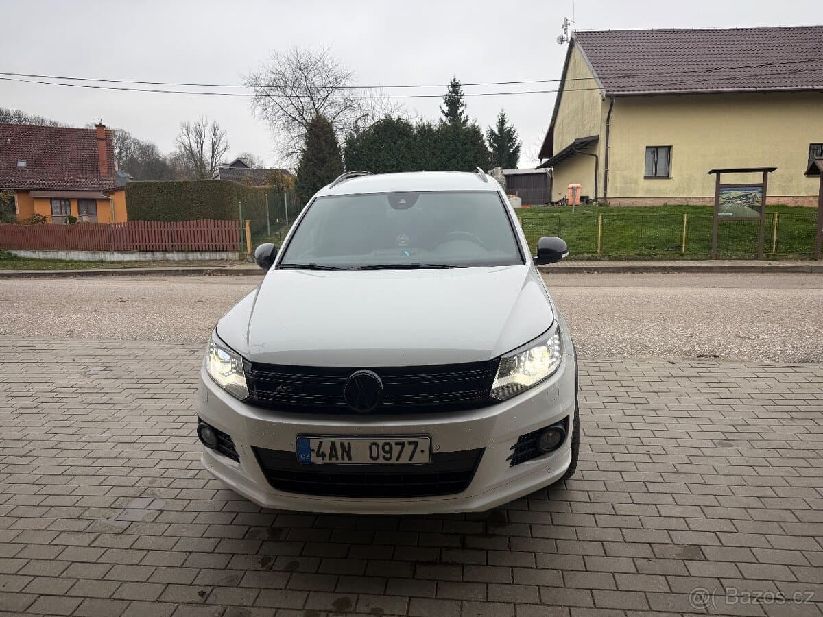 2015 Volkswagen TIGUAN - 5