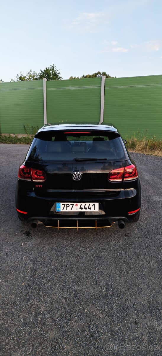 Volkswagen GOLF - 5