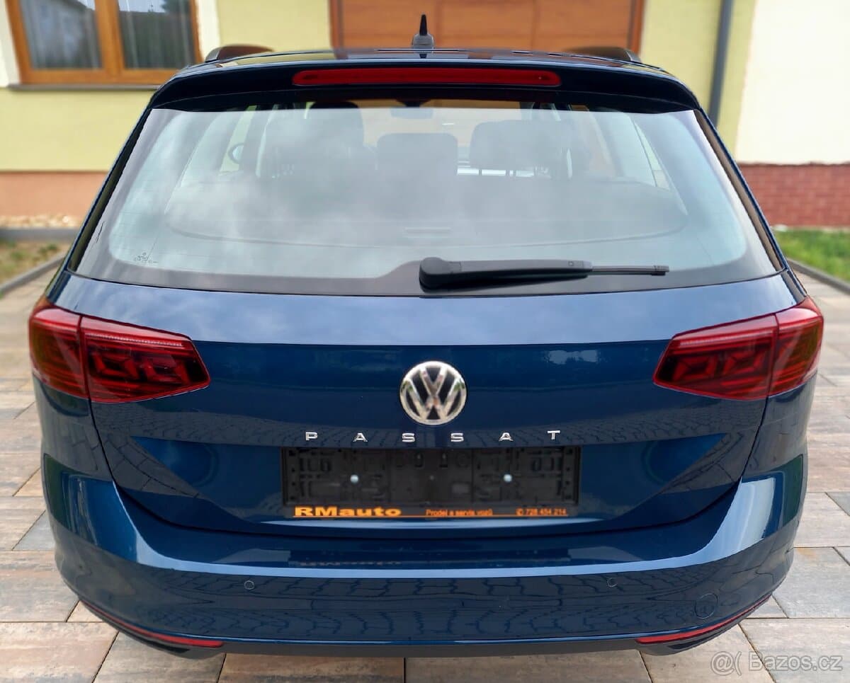2020 Volkswagen PASSAT - 5