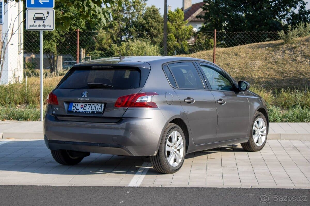 2017 Peugeot 308 - 5